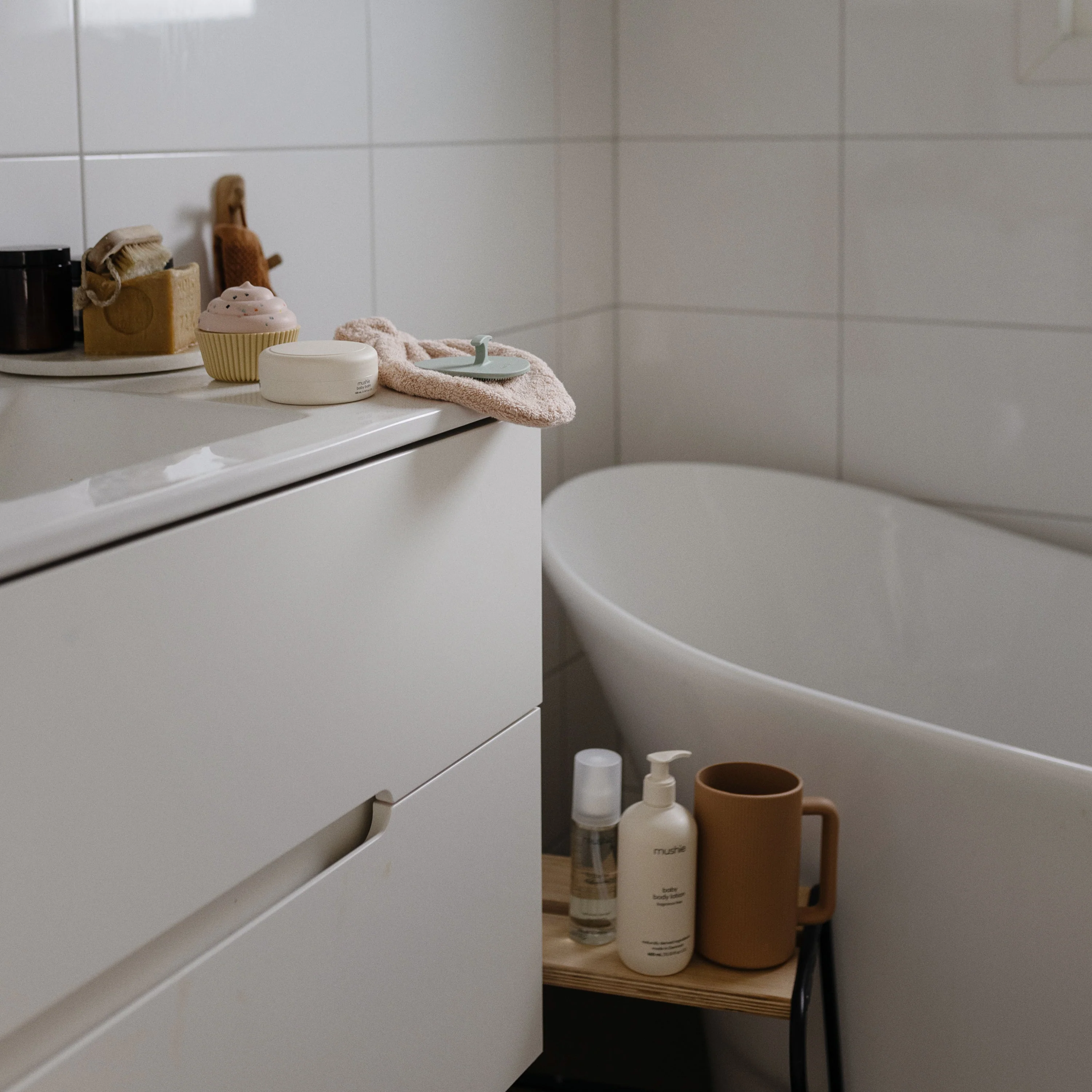 Bath Rinse Cup - Image 8